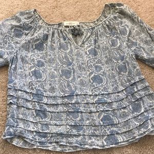Abercombie & Fitch top